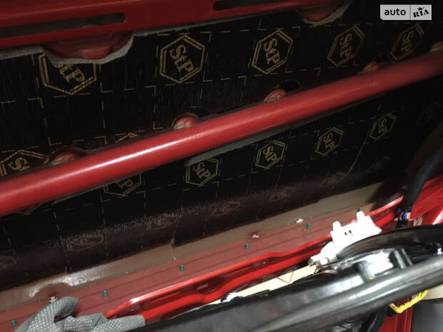 Повна шумоізоляція авто