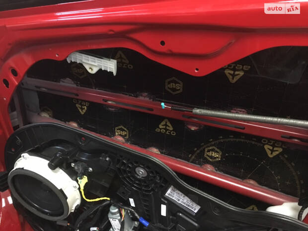 Повна шумоізоляція авто