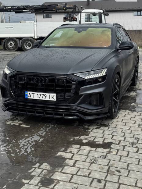 Audi Q8 'First'