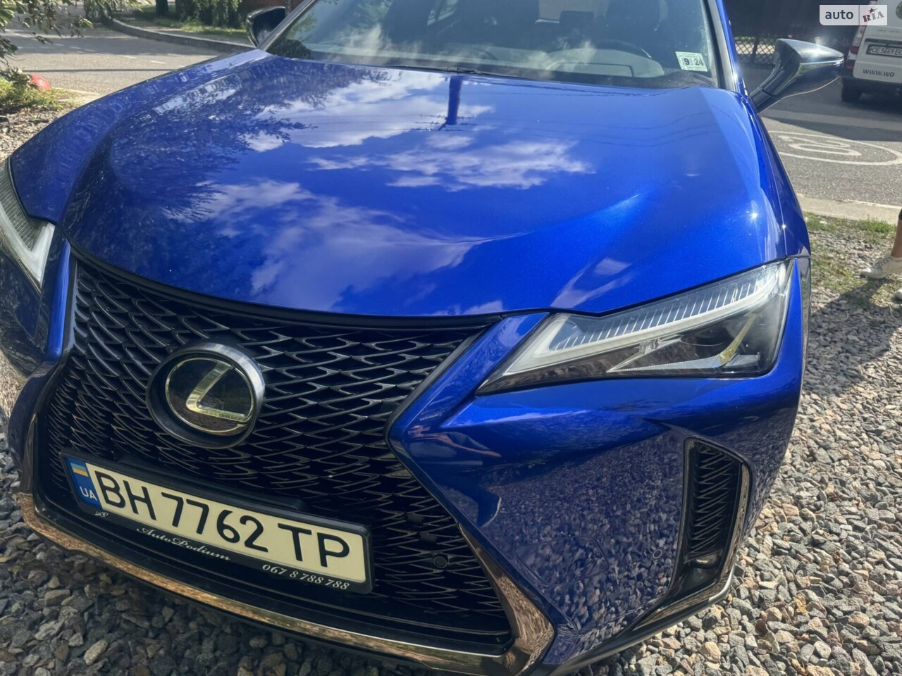 Lexus UX 2019