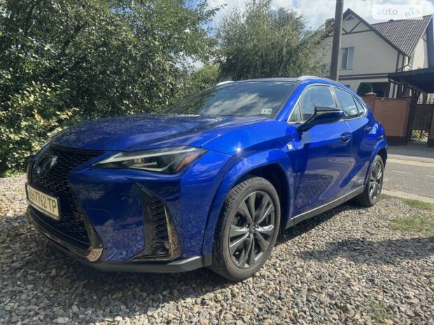 Lexus UX 2019