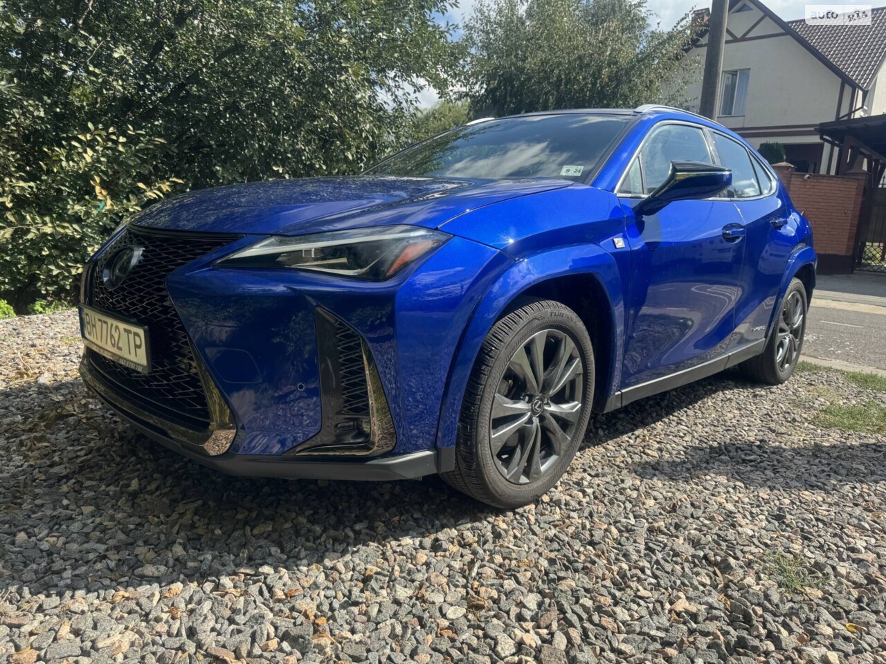 Lexus UX 2019