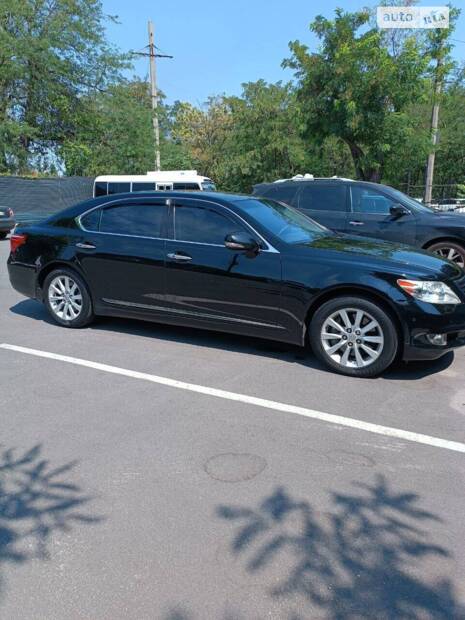 Lexus LS 2010