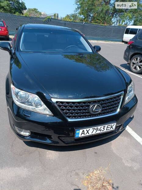 Lexus LS 2010