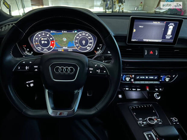 Audi SQ5 2018