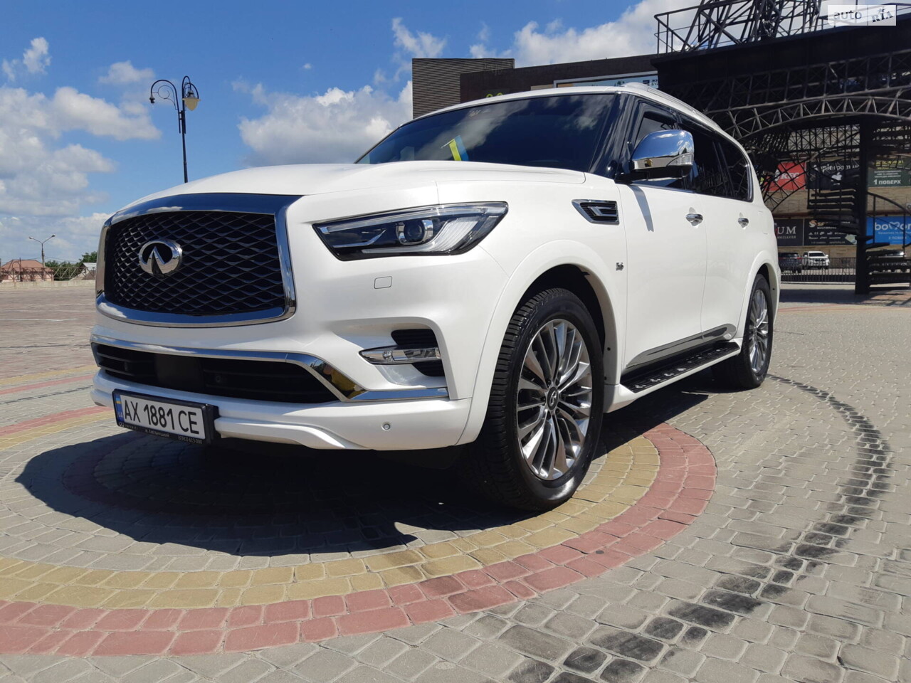 Infiniti QX80 2020