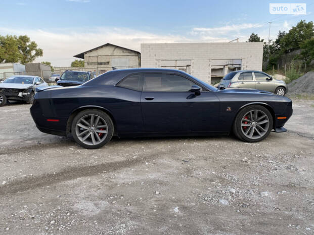 Dodge Challenger 2017
