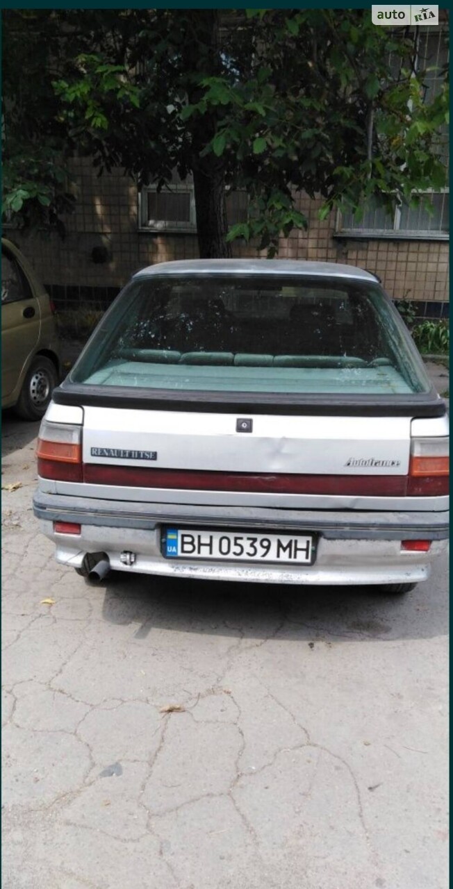 Renault 11 1987