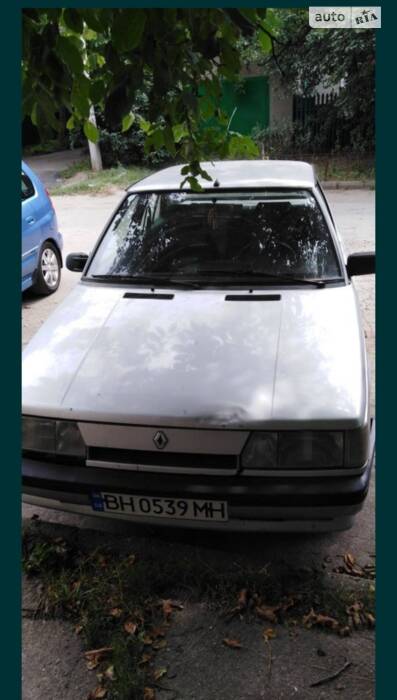 Renault 11 1987