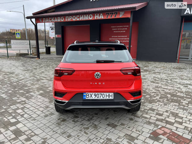 Volkswagen T-Roc 2019