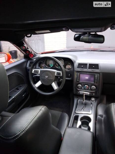 Dodge Challenger 2010