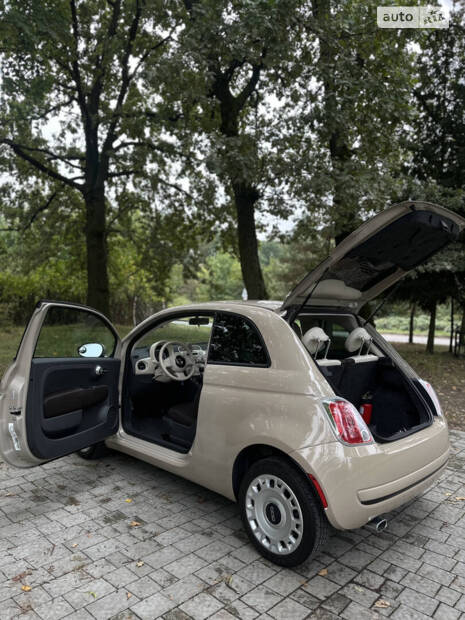 Fiat 500 2011