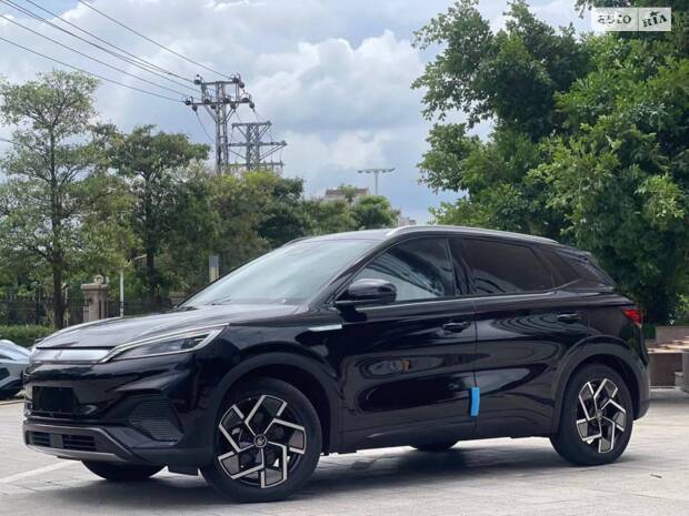 Китайські електричні машини---YuanPlus