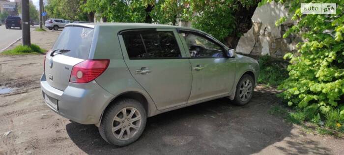 Geely MK-2 2011