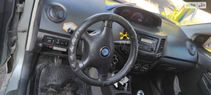 Geely MK-2 2011