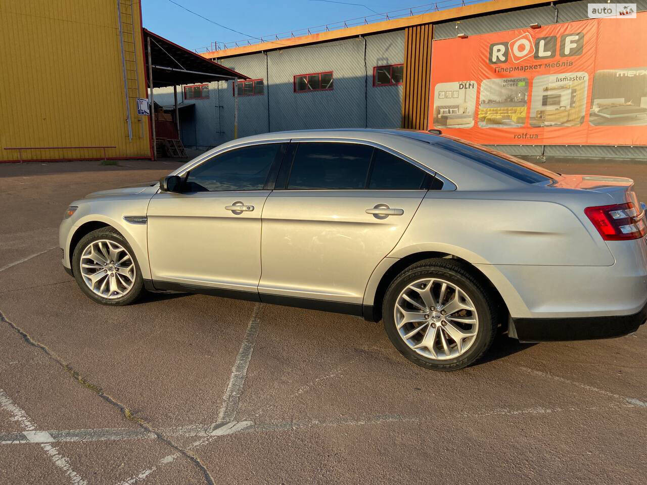 Ford Taurus 2018