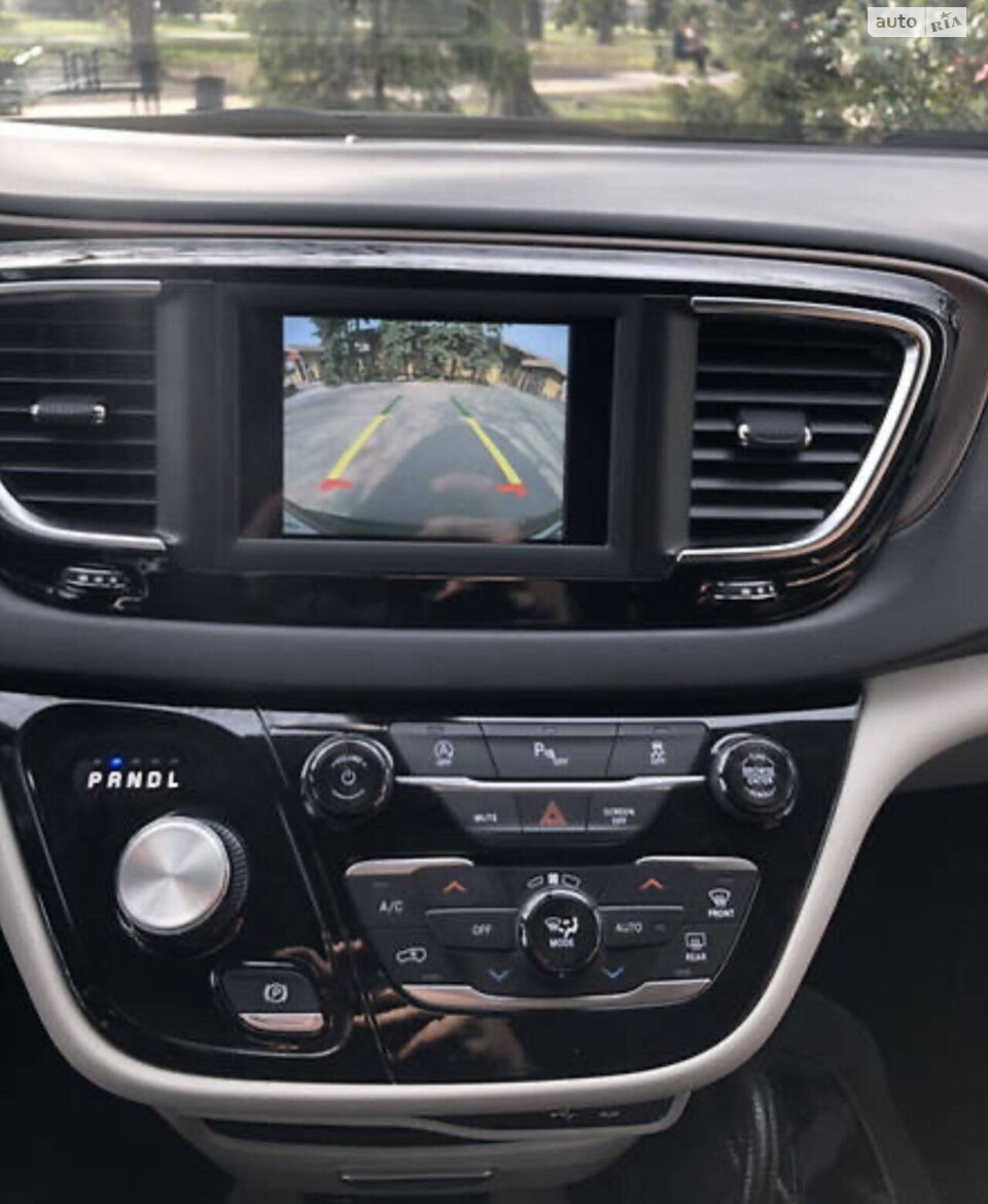 Chrysler Pacifica 2018