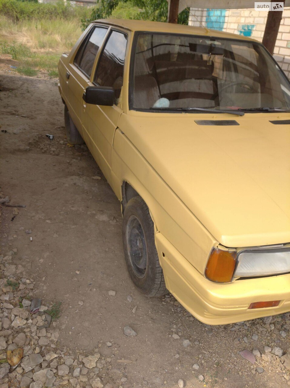 Renault 9 1983