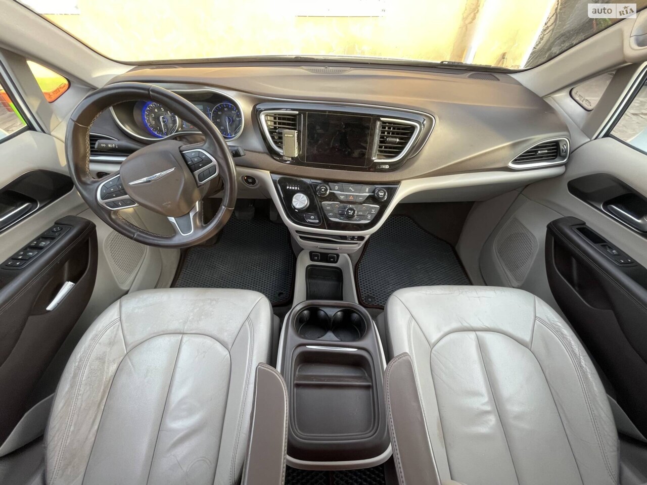 Chrysler Pacifica 2017