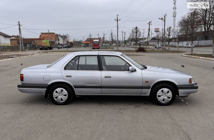 Mazda 929 1987