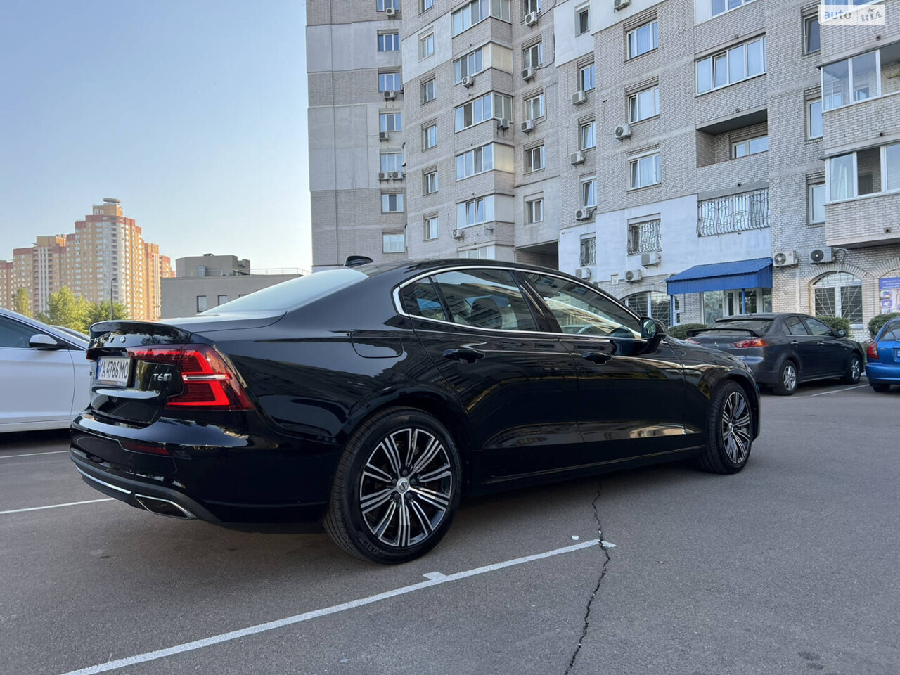 Volvo S60 2019