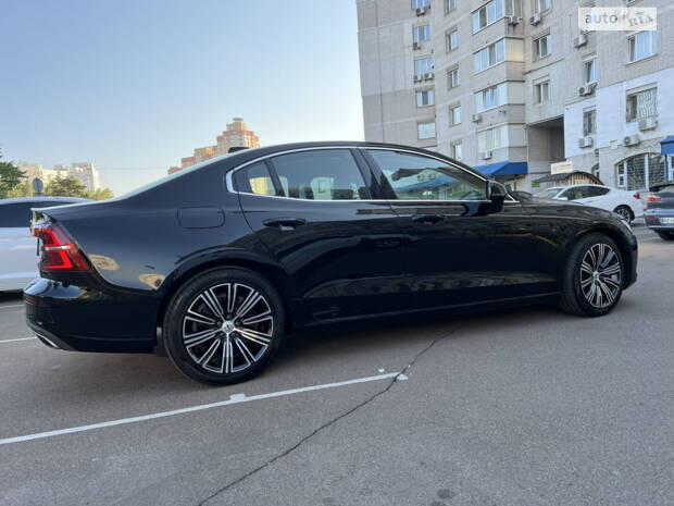 Volvo S60 2019