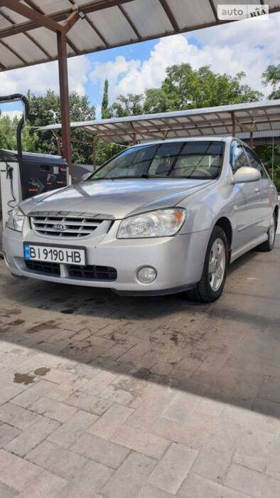 Kia Cerato 2005