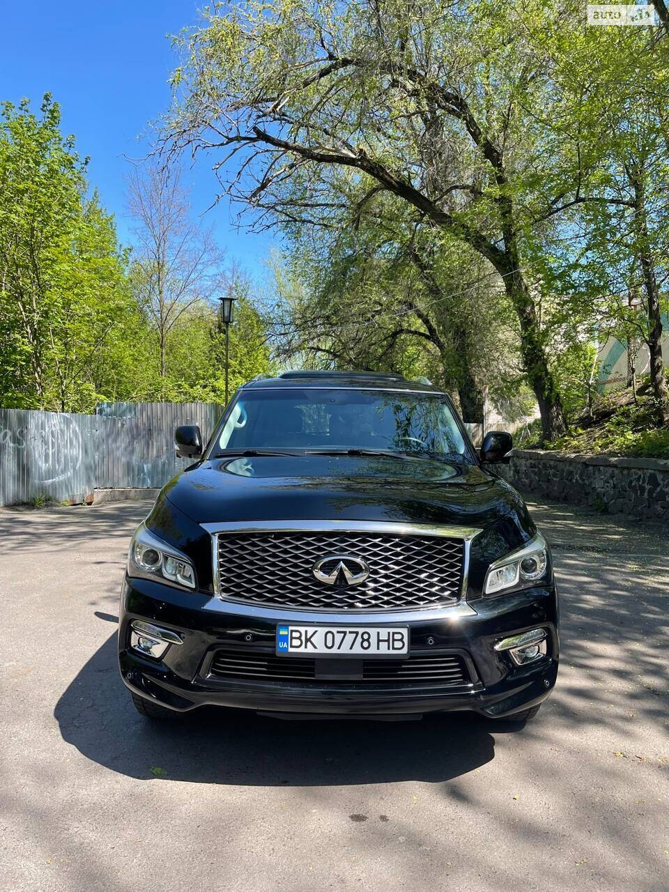 Infiniti QX80 2014