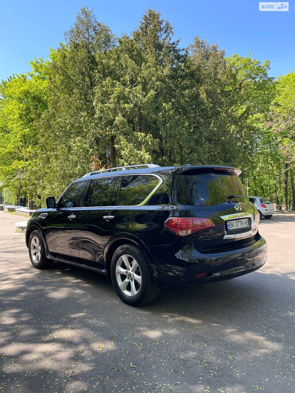 Infiniti QX80 2014