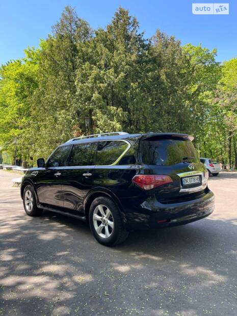 Infiniti QX80 2014