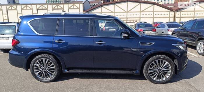 Infiniti QX80 2018