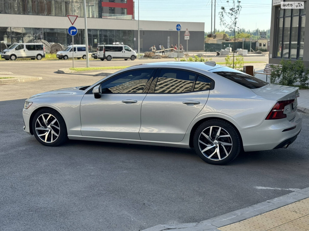 Volvo S60 2019