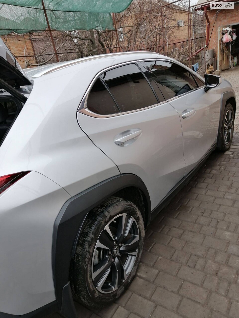 Lexus UX 2019