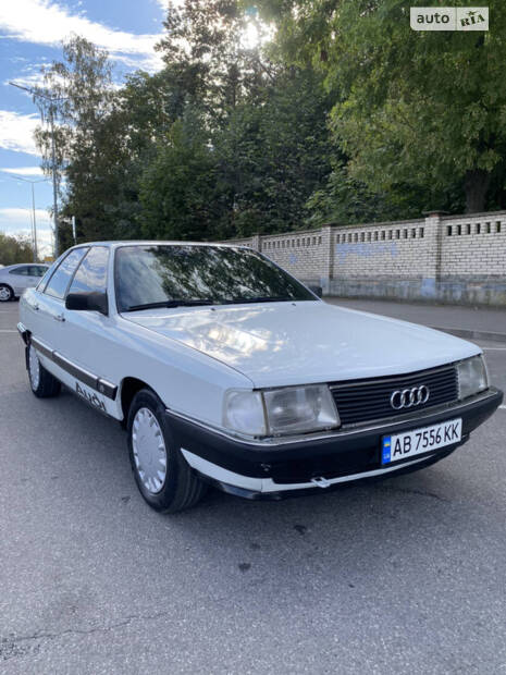 Audi 200 1986
