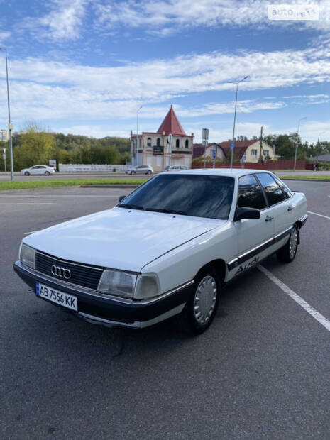 Audi 200 1986