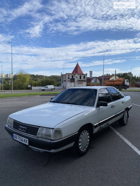 Audi 200 1986