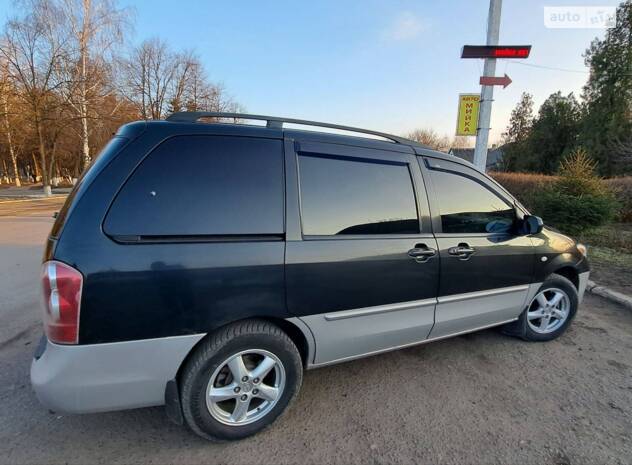 Mazda MPV 2005