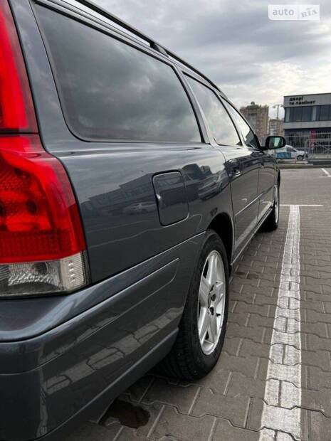 Volvo V70 2006