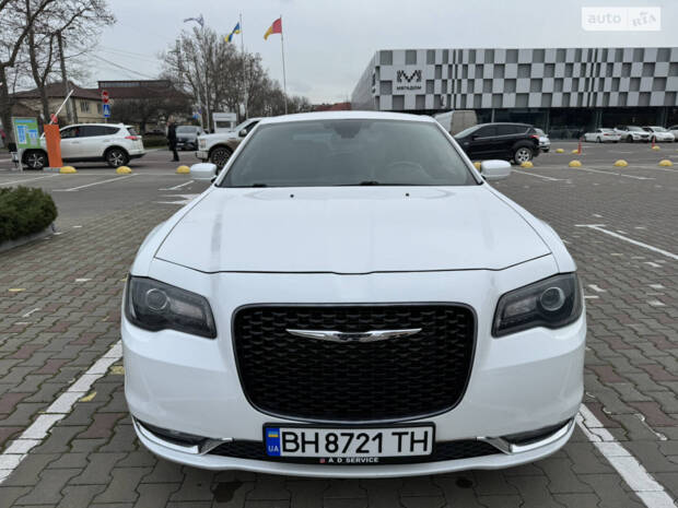 Chrysler 300 2018