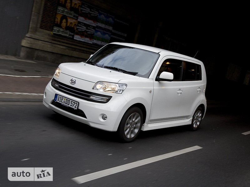 Новые Daihatsu Materia Daihatsu Materia фото 1