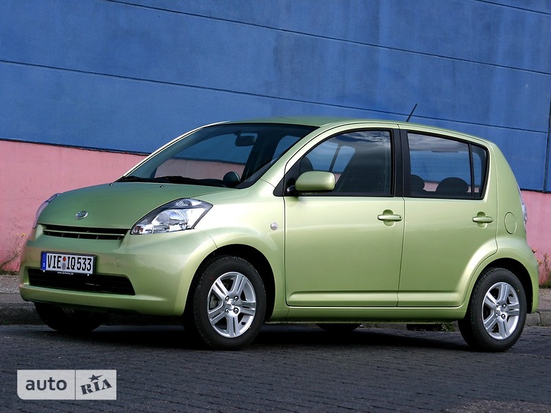 Новые Daihatsu Sirion Daihatsu Sirion фото 1