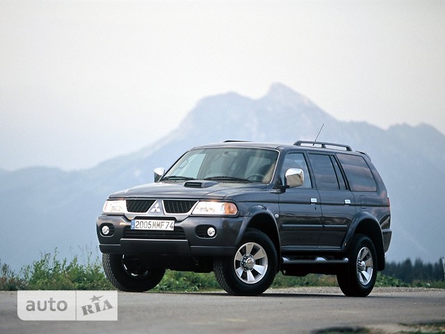 Новые Mitsubishi Pajero Sport Mitsubishi Pajero Sport фото 1