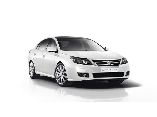 Новые Renault Latitude Renault Latitude фото 1