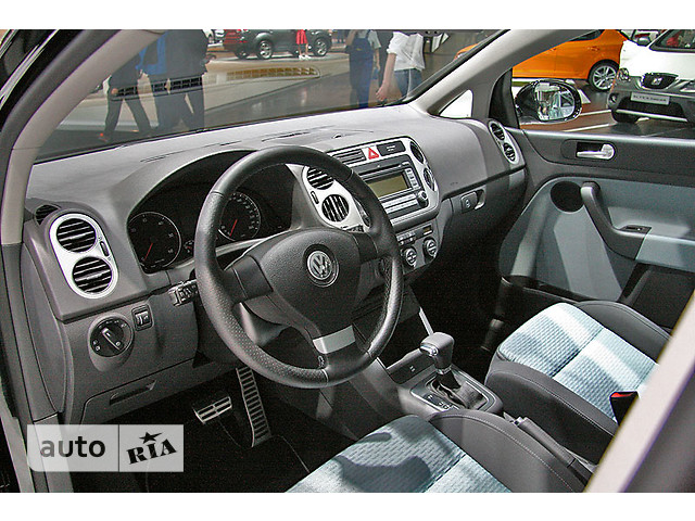 Новые Volkswagen Golf 5D Volkswagen Golf 5D фото 1