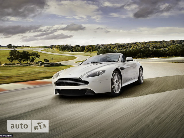 Новые Aston Martin V8 Aston Martin V8 фото 1