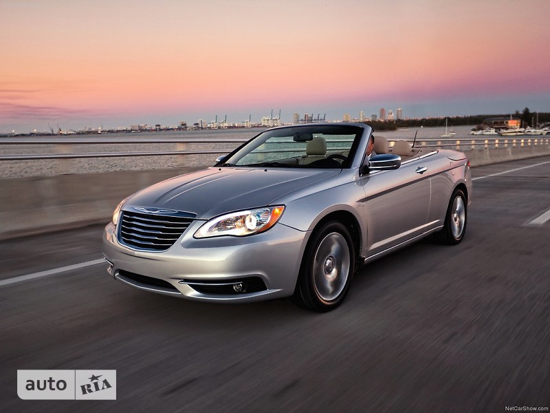 Новые Chrysler 200 Convertible Chrysler 200 Convertible фото 1