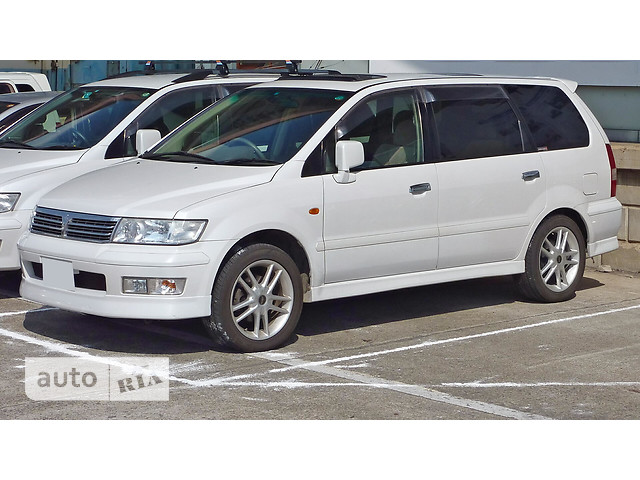 Новые Mitsubishi Chariot Mitsubishi Chariot фото 1