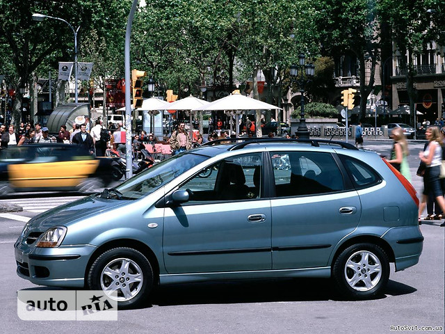 Новые Nissan Almera Tino Nissan Almera Tino фото 1