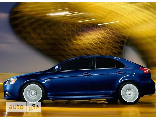 Новые Mitsubishi Lancer X Sportback Mitsubishi Lancer X Sportback фото 1