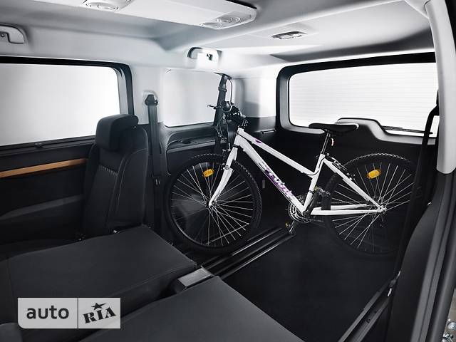Новые Toyota Proace Verso Toyota Proace Verso фото 1